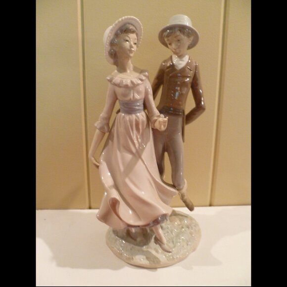 Nao by Lladro Vintage 1978 Figurine #278 Merry Youth Couple Strolling - Picture 12 of 15